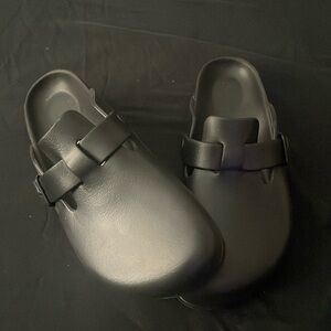 Black Birkenstock clog